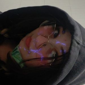 Meet your Posher, Elliot